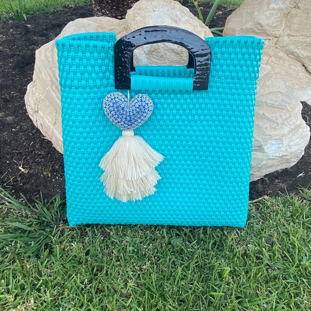 Blue Artisanal plastic woven handbag/beach bag